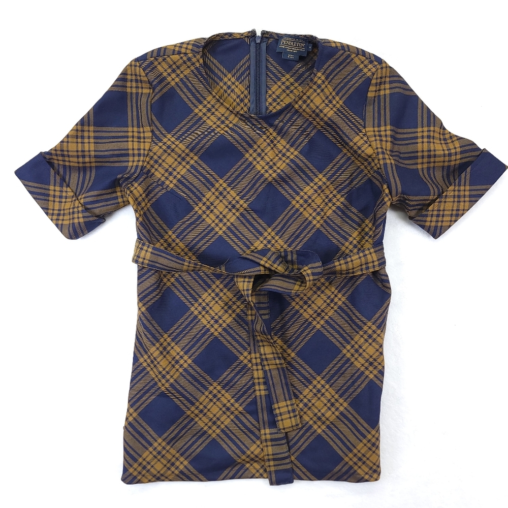 Pendleton Woolen Mills Women's Navy and Gold Blouse Size Small USA